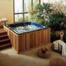 Jacuzzi gonflable et animaux de compagnie : comment éviter les dégâts avec des astuces simples et efficaces