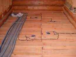  Guide complet pour l'installation d'un nouveau plancher en bois : Étapes essentielles et conseils d'entretien